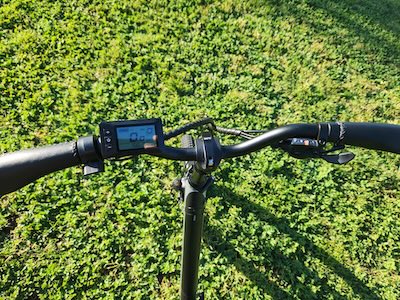 Rilu Nomad handlebar, controller and grips