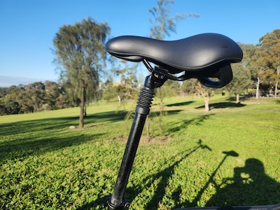 Shock absorption seatpost Nomad